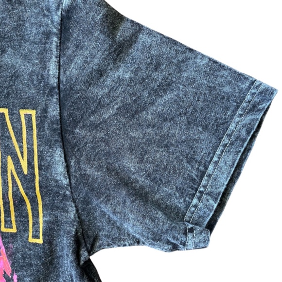 Led-Zeppelin Graphic T-Shirt USA 1977 Black Pink Unisex Size Small - Picture 2 of 9